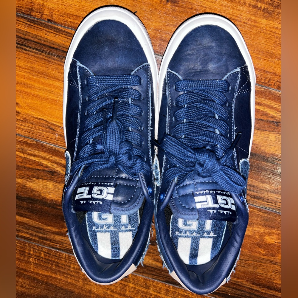 Nike Navy Sneakers with White Outsole